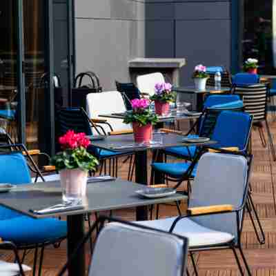 Courtyard by Marriott Paris Porte de Versailles Hotel Exterior