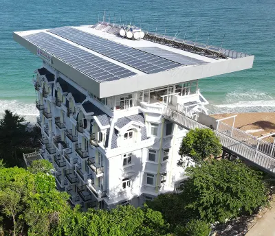 NAM DU PALACE HOTEL Hotels near Ratings Beach (Beach Cay Dua Located)