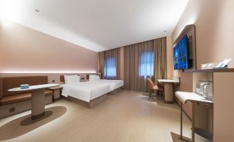Hanting Shanghai Bund World Metro Station Hotel