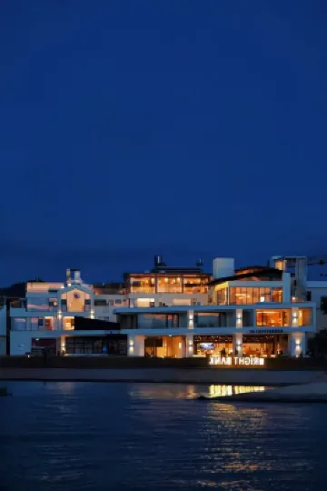 RIGHT BANK RESORT HOTEL