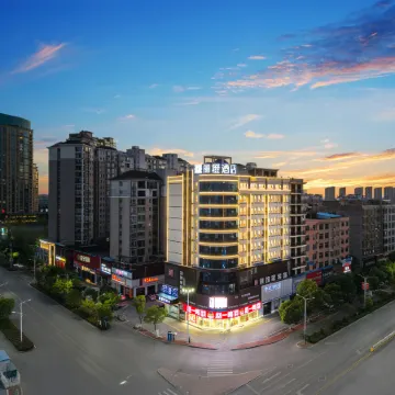 Ease Hotel · Yue (JingdezhenLeping Huada Shopping Center)