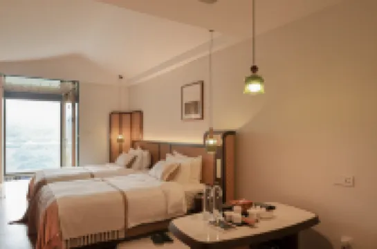 Qingshuiyan Hot Spring Resort · Qingshui Yunju