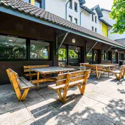 B&B HOTEL Chambéry La Cassine Hotel Exterior