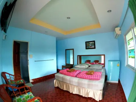 Somjainuk Resort 2 Отели в г. Pluak Daeng