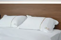 Seven Li Jiang Lan · Riverside Vier · First Line River View Vacation Stay