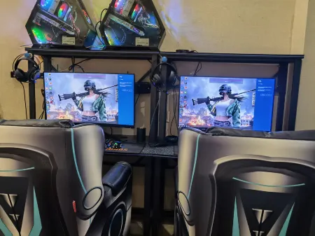 Budi E-sports Hotel (Guiping Xishan Pedestrian Street) Отели рядом с достопримечательностью «Xishan Mountain»