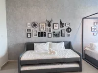 3min MMU, UOC | Couple 2pax Studio | Modern Home