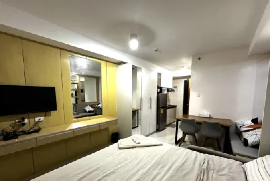 Emanuel’s Haven Hotels in 