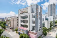 퉁화 티 호텔 푸화 북 광장 주변 호텔