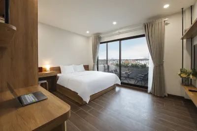 The Literature'N Central Hotel and Travel Ha Noi 국립건설대학교 주변 호텔