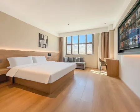 Yunxi Hotel Hotels in Pishan