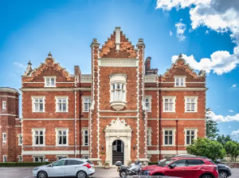 Wivenhoe House Hotel