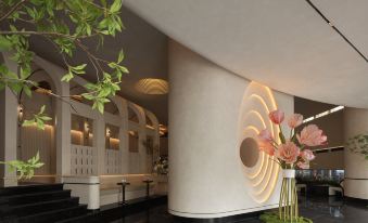 She and Fanhua•RARAHOTEL(Wuyi Square Guojin Center Store)