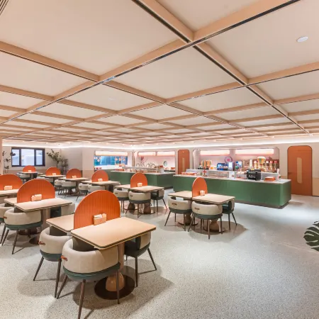 Orange Hotel (Harbin Institute of Technology Harbin Railway Station)