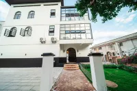 Lin'an Yishi Homestay Lawrence villa (Jianshui Purple Pottery Street)