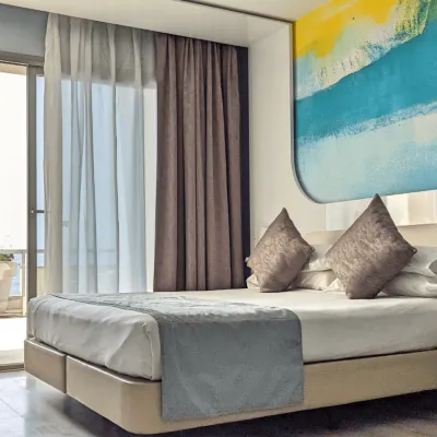 فندق آي زاد الموجة الذهبية - بالم بيتش Hotels near Patisserie boukhitte