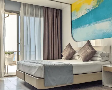 AZ ホテル ヴァーグ ドール スタウエリのホテル