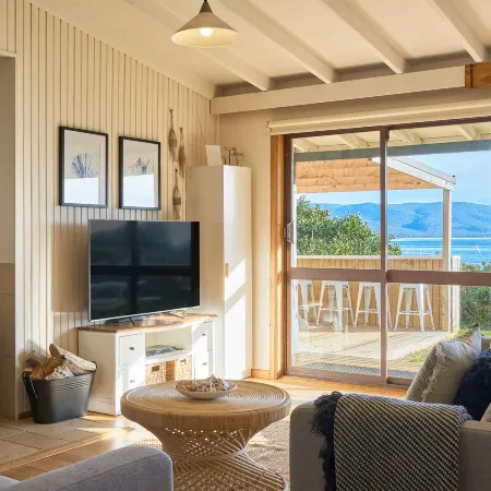 Waubs Beach Cottage
