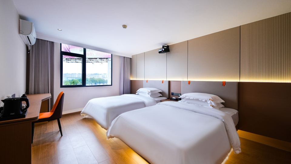Jinhui Smart Hotel (Guilin North Railway Station)