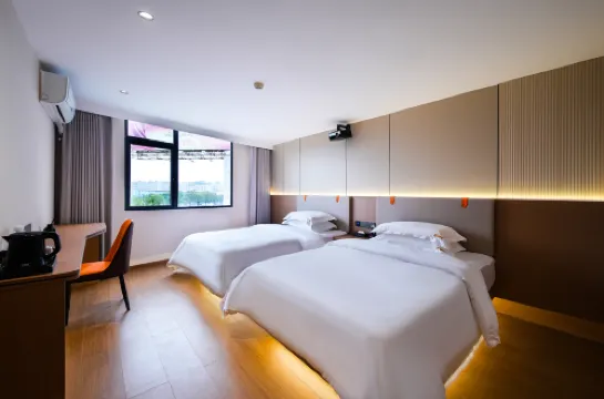 Jinhui Smart Hotel (Guilin North Railway Station)