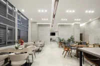Borrman Hotel (Nanning Qingxiu Mountain East Gate Poly Lingxiu Plaza)