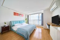 Sky City Boutique Apartments - Condos