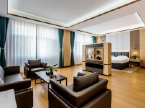 Tangyun Shengshi Grand Hotel (Huimin Garden) Hotels in Chengde County