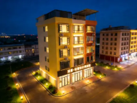 Nandan • Manman 〡MMMWMWARSMARTARTDESWGN Boutique Stay (Bus Station Jin Furong Plaza)