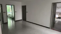 Wanshun Apartment - parking