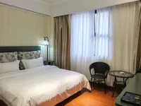 Yuejian Qingwu Hotel (Pingxiang Bus Terminal Food Street)