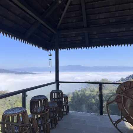 Yannan's Sea of Clouds · Mountain Residence (Jingmai Mountain Tea Forest Cultural Scenic Area)