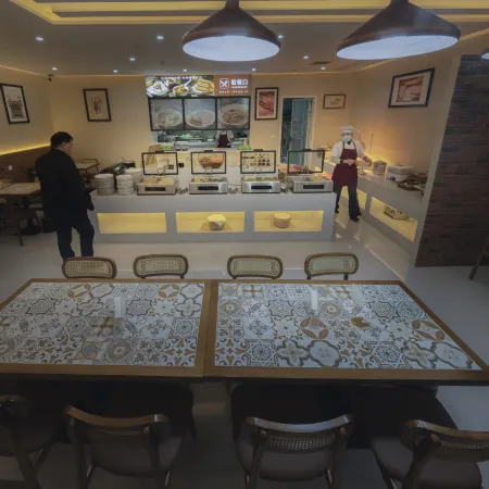 James Joyce Coffetel (Zhumadian Zhengyang Mingmen Wangxuan Branch)