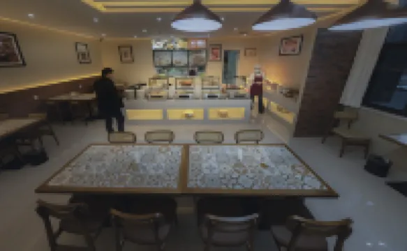 James Joyce Coffetel (Zhumadian Zhengyang Mingmen Wangxuan Branch)