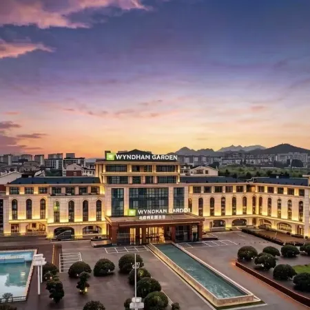 Rizhao Wyndham Seaside Garden Hotel