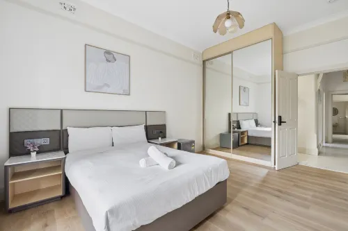 Private Room Near Bankstown Train Station & Restaurants