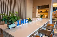 Holiday Inn Express ZHANJIANG COAST by IHG - Gym