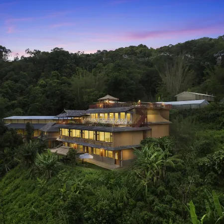 Wengwa Ancient Village, Jingmai Mountain · Erhong Mountain Lodge