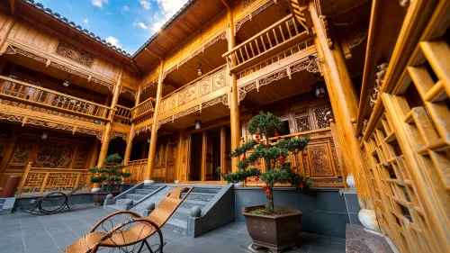 Yishanlou · Wanfeng Hidden Stay · Hui-style Design Vacation Apartment (Xingyi Wanfenglin)
