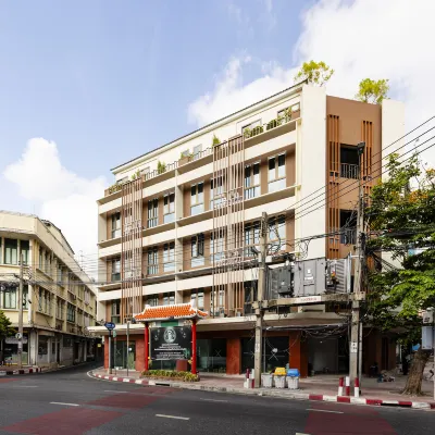 Taladnoi 24 Hostel 鄰近西普拉亞碼頭（Si Phraya Pier）的酒店