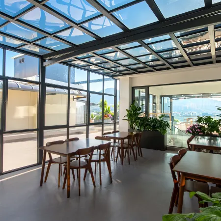 Yuelanqiyu · Moon Whisp | Erpanlanyue Waterfront Seaview Resort Chinese Inn (Erhai Ideal City)