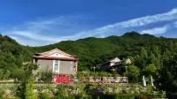 Big Bear Mountain Holiday Hotel
