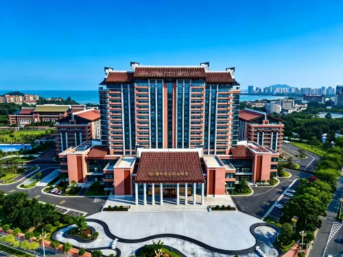 Zhangzhou Dongshan Lingbo Hotel