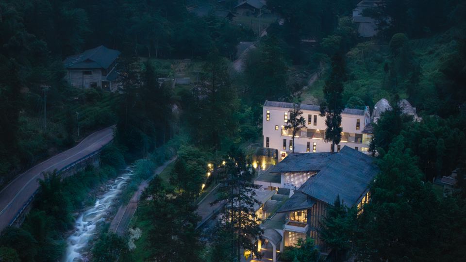Xikang Senye Homestay (Bifengxia Town)