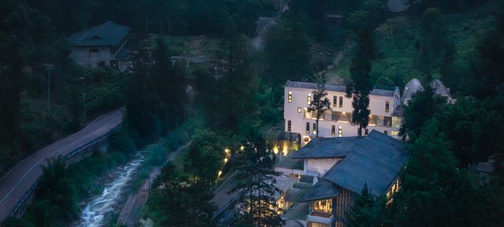 Xikang Senye Homestay (Bifengxia Town) 야안 호텔