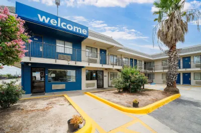 Motel 6 San Antonio, TX - Fort Sam Houston Các khách sạn ở San Antonio