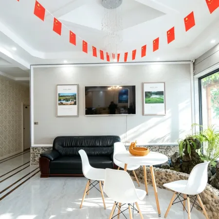 Yunmeng Holiday Homestay (China Eye Popular Science Base Branch)