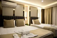 Grand Bagoz Hotel - 早餐