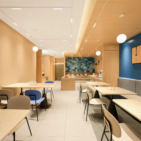 HomeInn(Changbai County Baishan Street Branch)