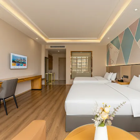 Cloud Collection Hotel (Yichun Yuanzhou High-Speed Railway Station)