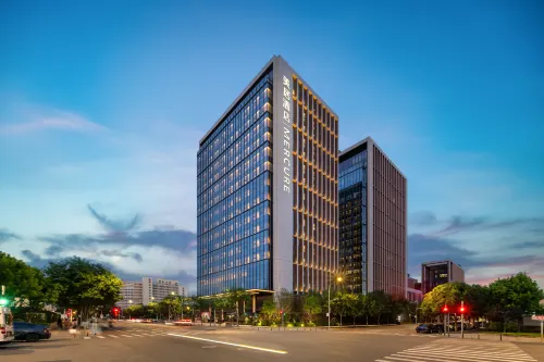Mercure Beijing South Railway Station